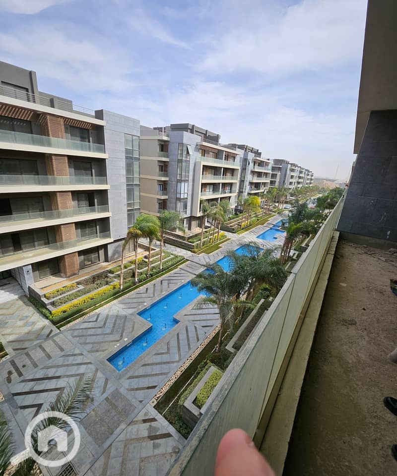 8 86c491e3-8601-42b0-ad9b-55ddcf7f3bc6. jpeg