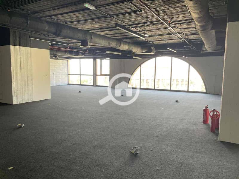 6 2b4546fb-8d47-41f2-af25-c68804f51c5f. jpg