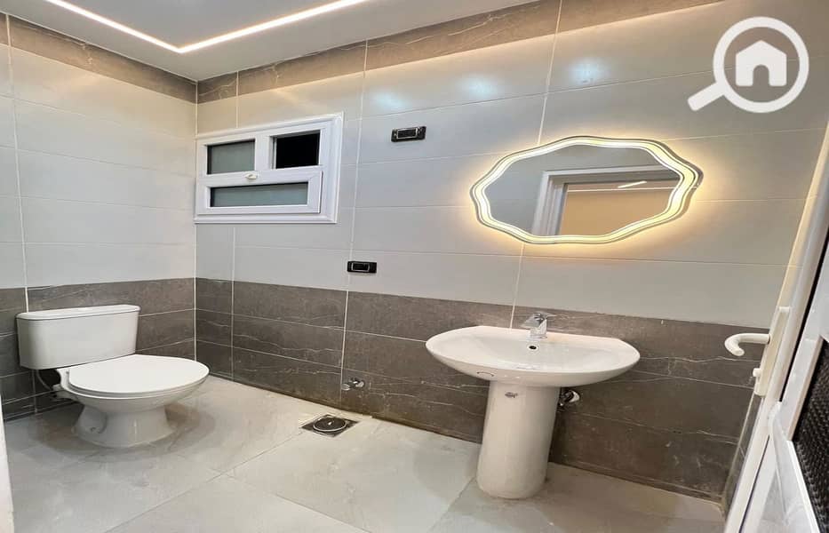 11 WhatsApp Image 2026-01-28 at 4.21. 11 PM_1400x900. jpg