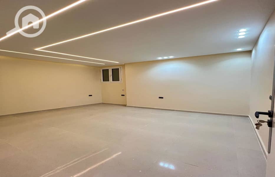 17 WhatsApp Image 2026-01-28 at 4.21. 20 PM_1400x900. jpg