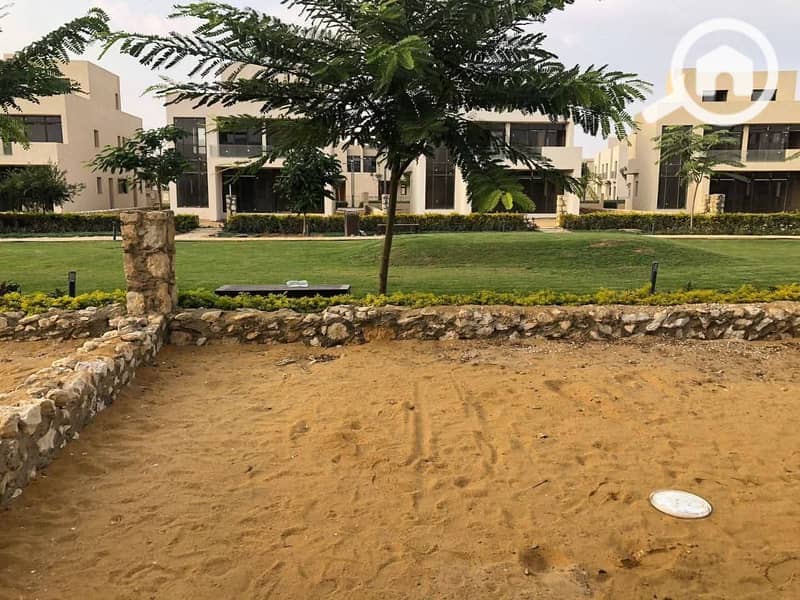 7 503442984_2827555974107050_6399940307893146258_n. jpg