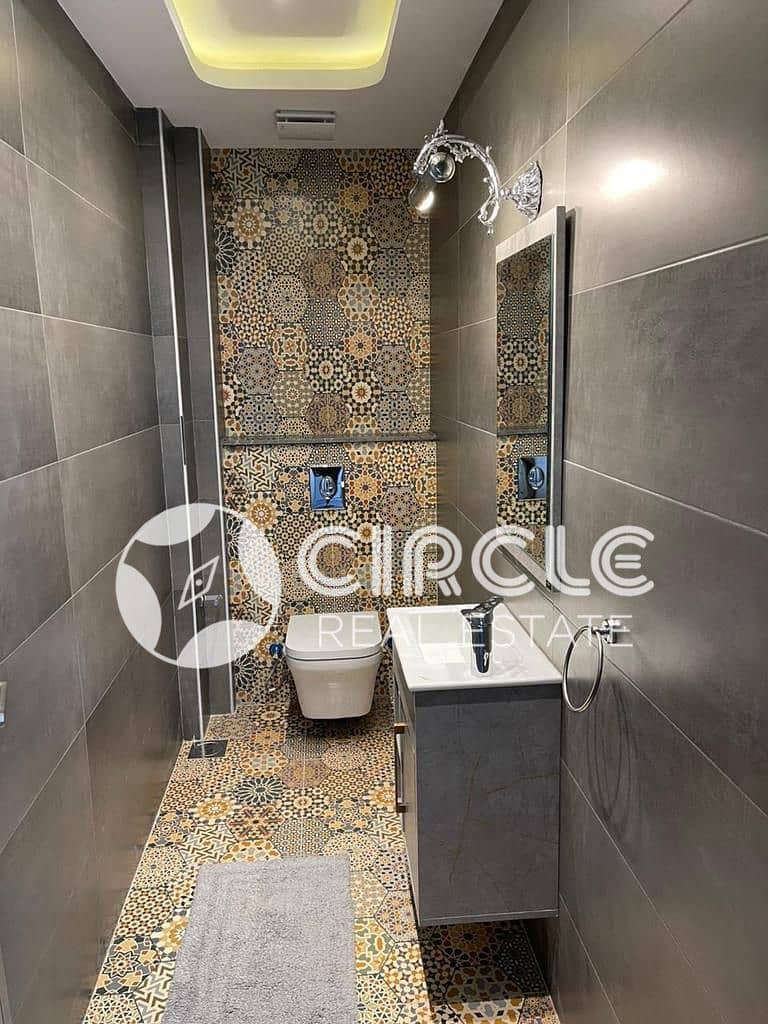 14 WhatsApp Image 2026-01-28 at 00.08. 41 (1). jpeg