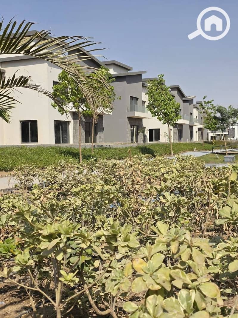 10 599684363_2938647099657141_2503814622107743807_n. jpg