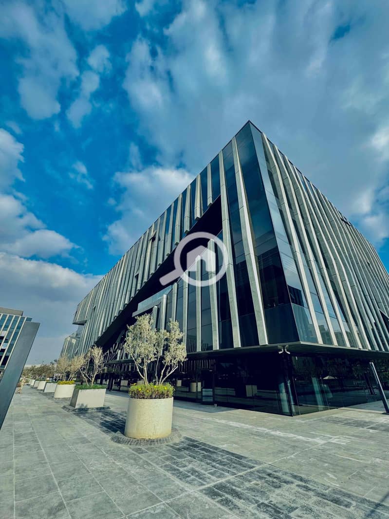 4 cd42e086-5baa-466d-b93e-b687129e4ea0. jpg