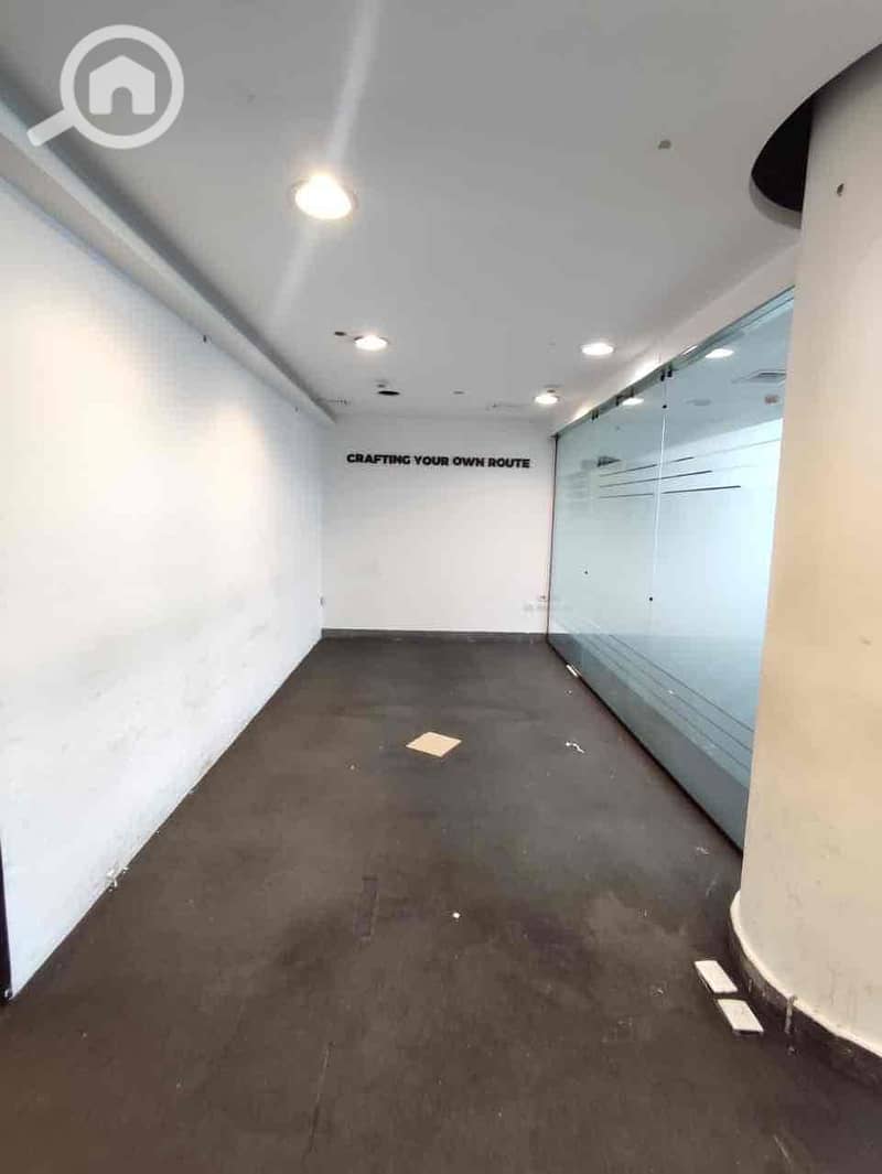 14 dc8ddc33-b62f-4fac-a061-cbe124f65b48. jpg