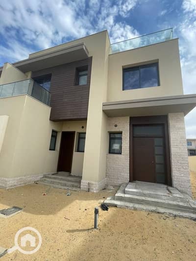 4 Bedroom Townhouse for Sale in Sheikh Zayed, Giza - 445209287_2631356613705615_8048959130967075119_n. jpg