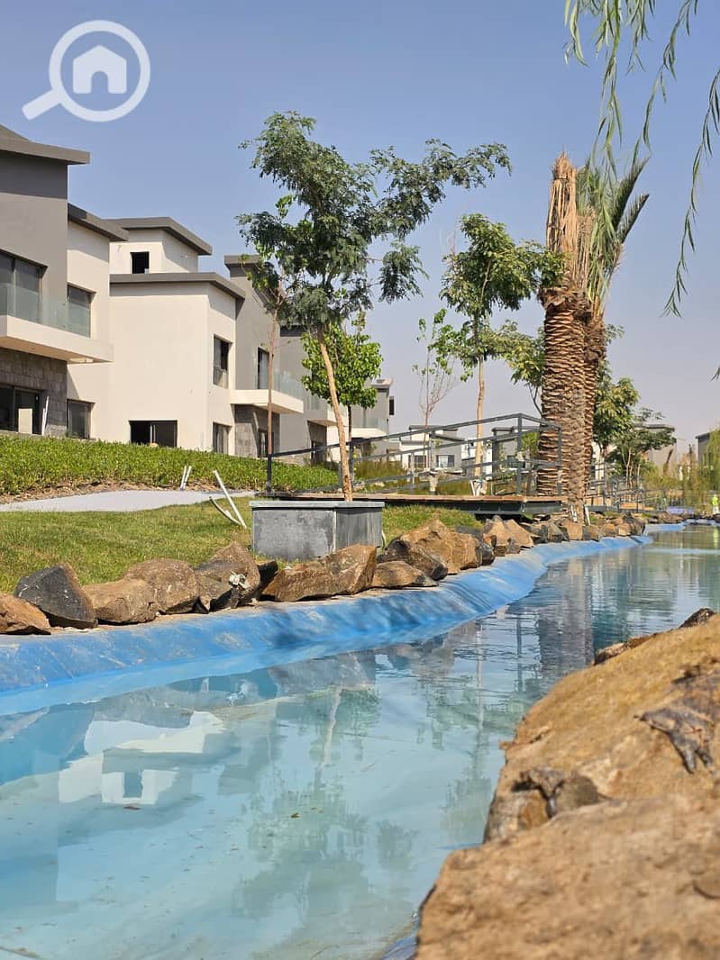 5 571206505_122268513890233445_2183772695184997901_n. jpg