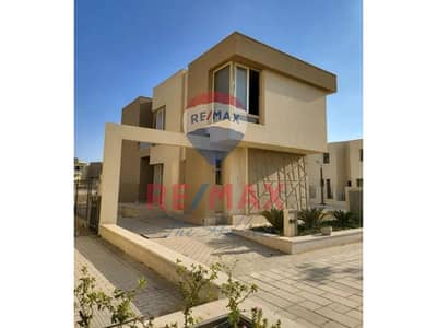 3 Bedroom Villa for Sale in 6th of October, Giza - 2f8af804-8757-4237-bf26-53a8aa4aa101. jpg