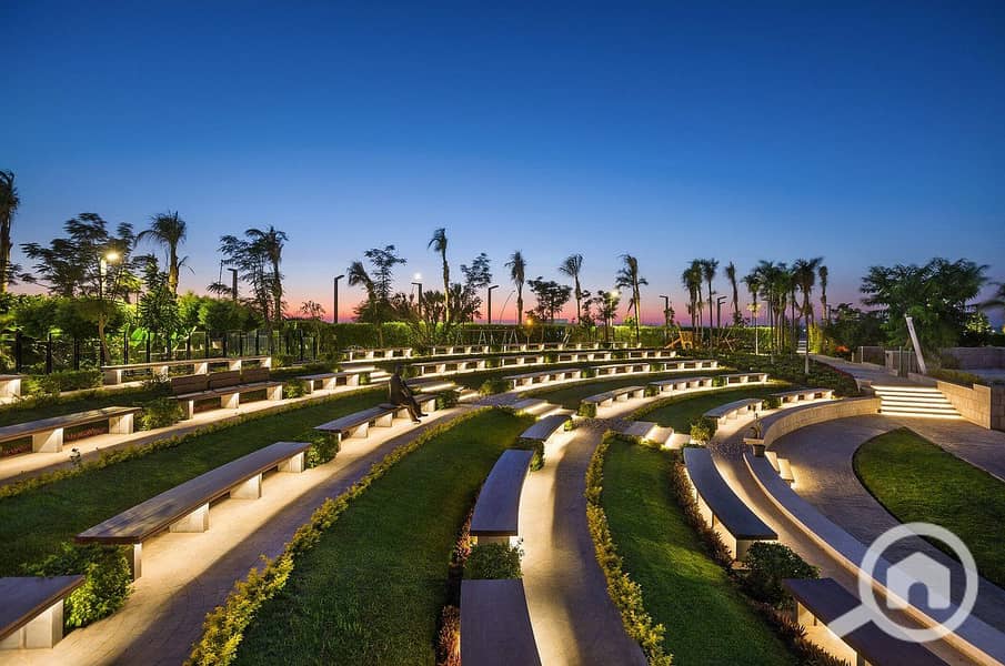 3 the-woc-amphitheater. jpg