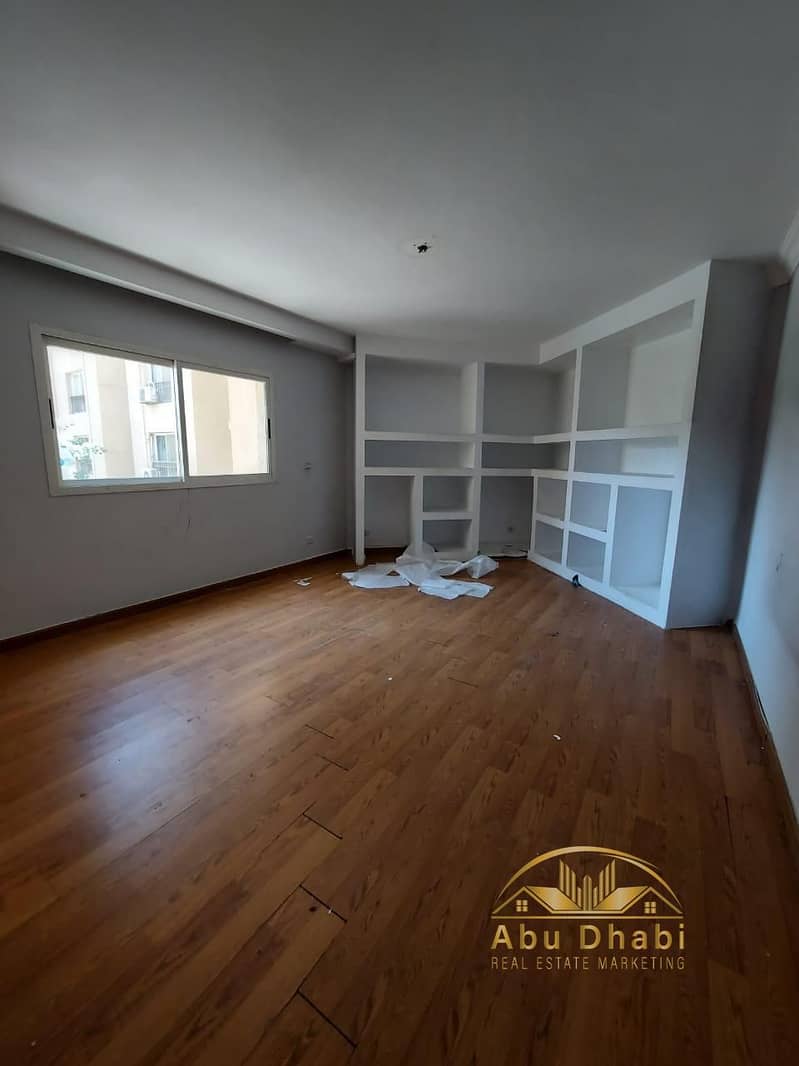 8 505869730_1298812555581729_6864584140309500883_n. jpg