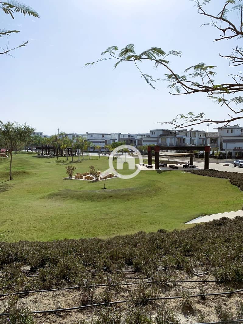 8 558524798_1108380918112599_8504810857548524665_n. jpg