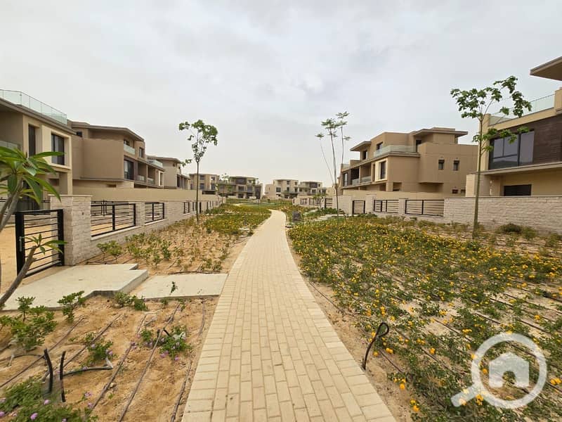 4 480460311_610509575092357_9103893764480037933_n. jpg