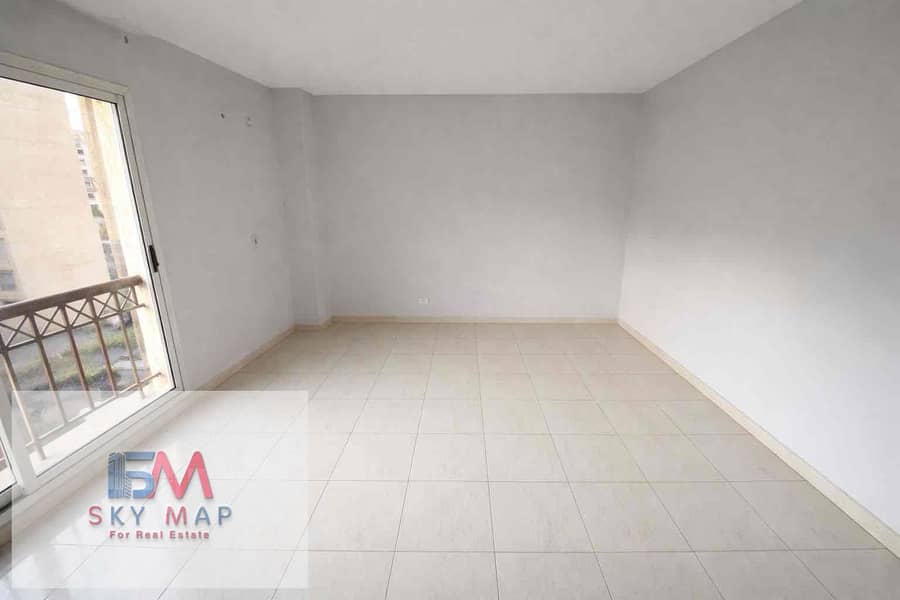 8 f5f61d9b-1c2a-4ff9-8a6c-4e5c136918c3. jpg