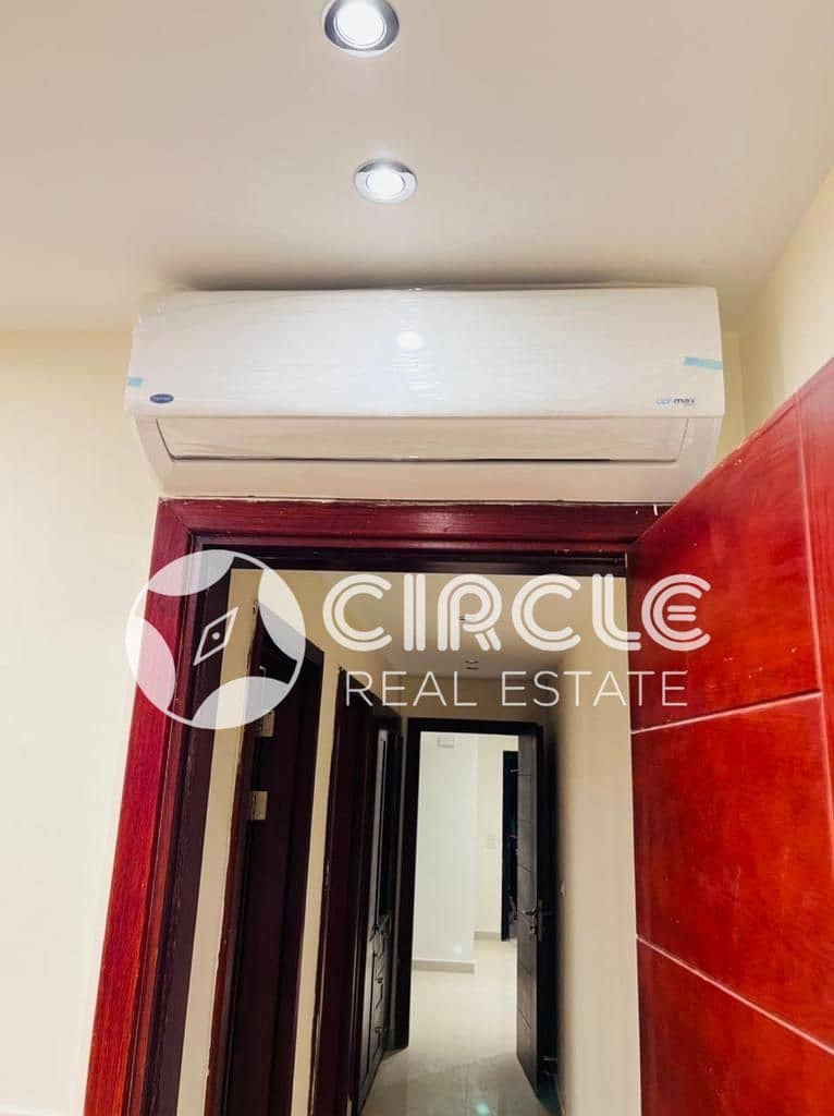 5 WhatsApp Image 2026-01-28 at 00.28. 55 (1). jpeg