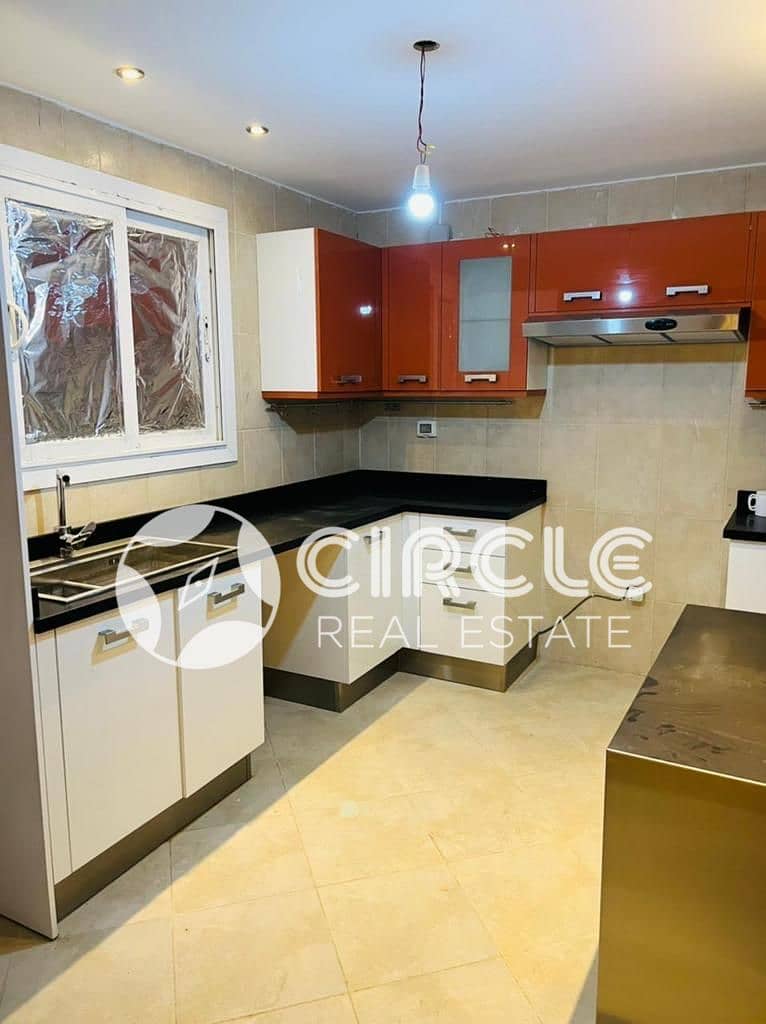 11 WhatsApp Image 2026-01-28 at 00.28. 54 (1). jpeg