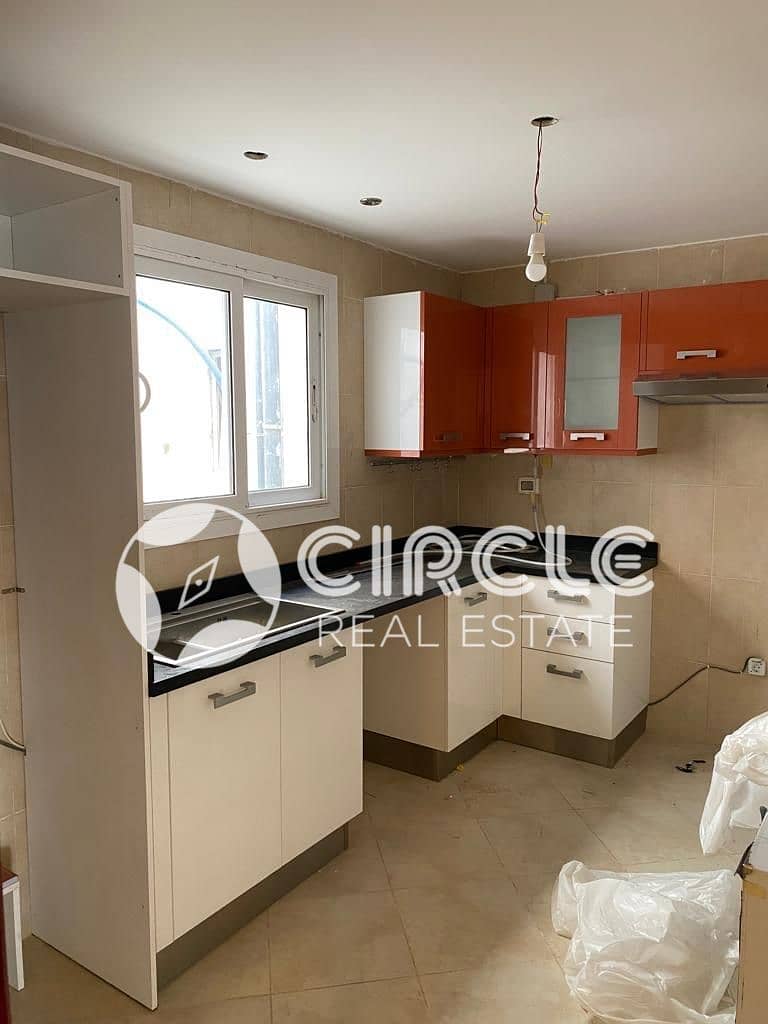 12 WhatsApp Image 2026-01-28 at 00.29. 01 (1). jpeg