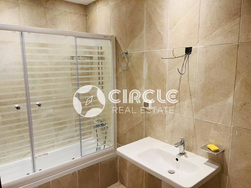 16 WhatsApp Image 2026-01-28 at 00.28. 56. jpeg