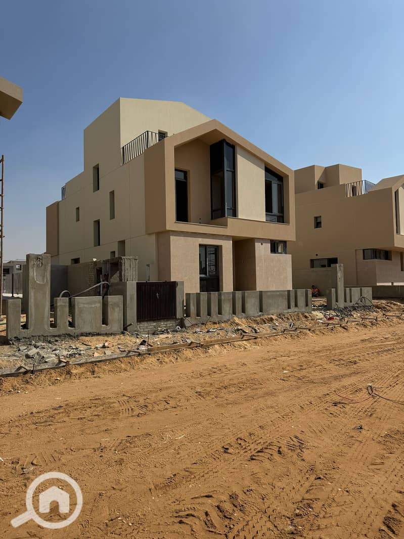 10 WhatsApp Image 2025-03-16 at 02.30. 46_0f7b2dcf. jpg