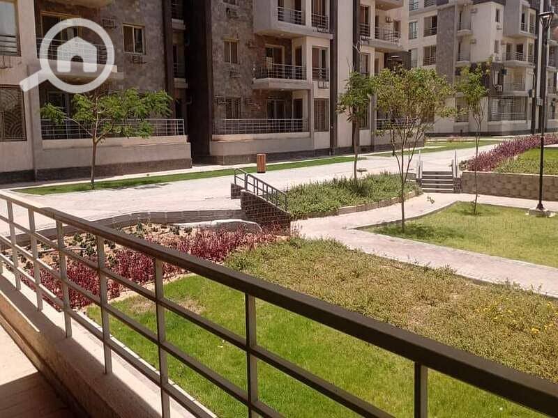 4 70758f16-f443-4d5e-87ef-891d03746643. jpg