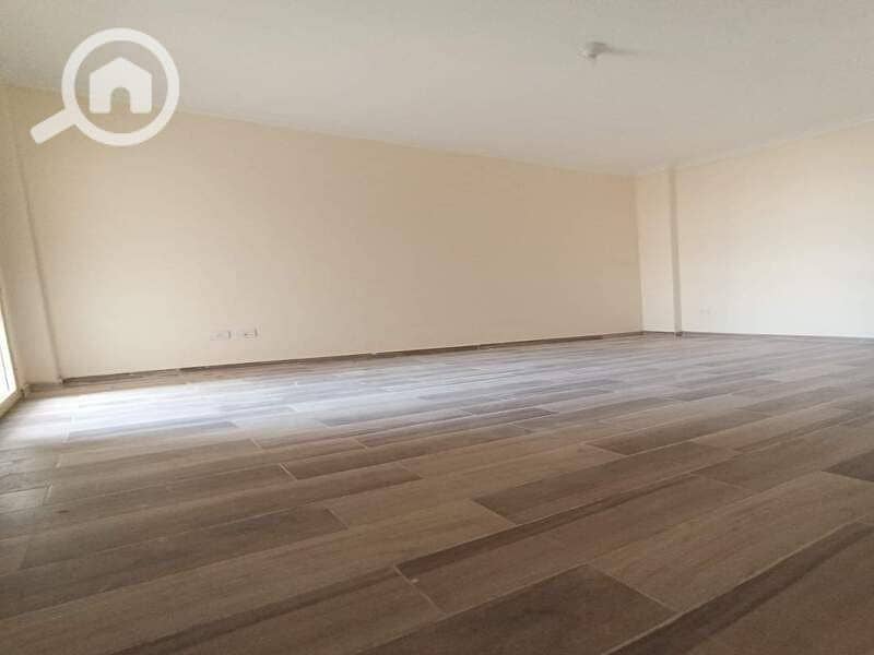 9 dd95c17b-8b06-455f-9d9a-b79f4a18dec4. jpg