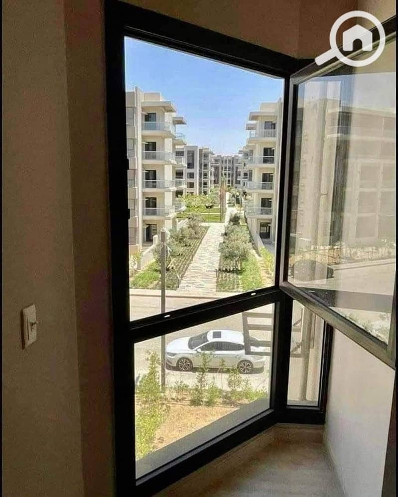 11 488833479_2406044346415432_1953138346115873666_n. jpg