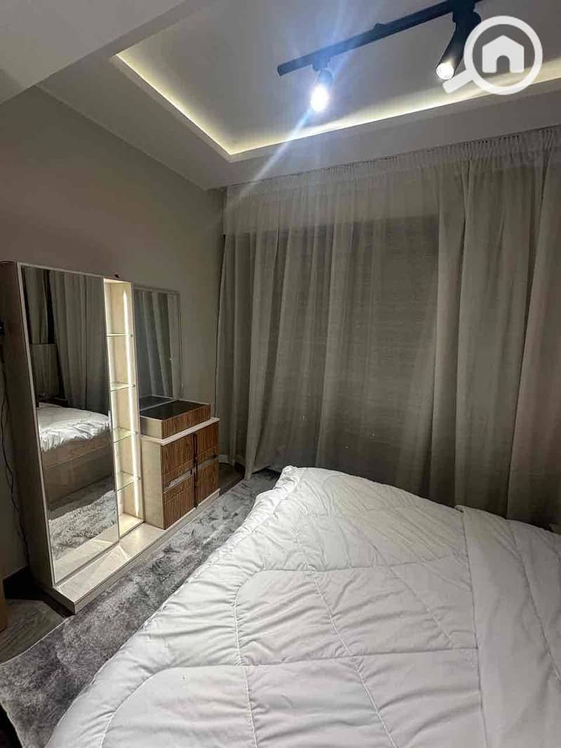 6 9e38b085-9d13-4fde-b7e0-06d0435485bd. jpg