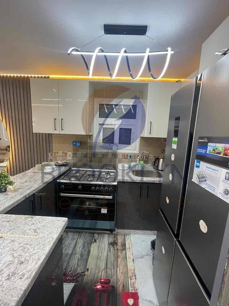 4 85b1b87b-c9ce-4a1c-91b0-a097fb815050. jpg