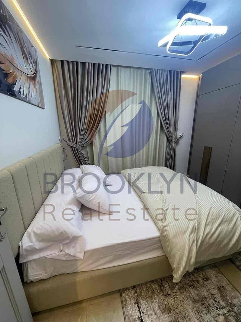 10 b7cec96a-9fbb-4f3b-8f0f-53b58cdb4f0f. jpg