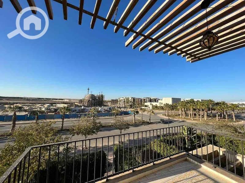 17 c5c4c579-6c62-4a8b-8d9a-6ed78164607d. jpg