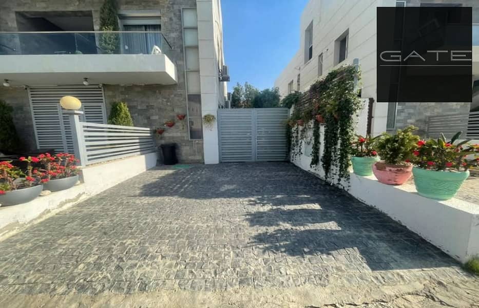 2 WhatsApp Image 2024-11-27 at 8.31. 35 PM (2). jpeg