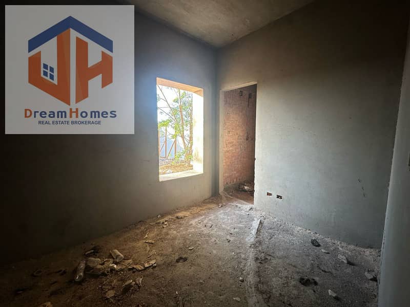 4 4c2498f8-14e3-4218-b996-4a4232c4f810. jpg