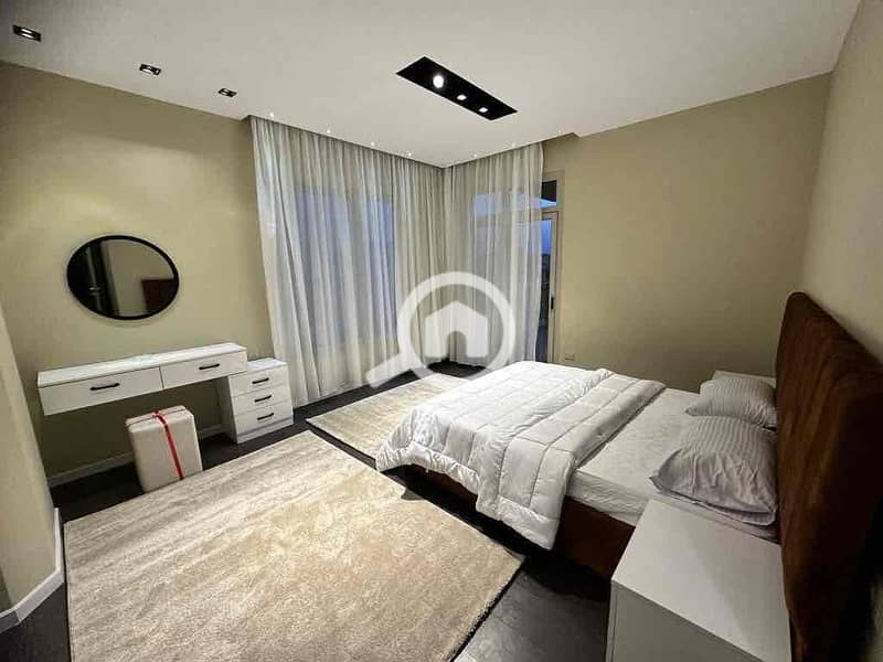 11 38c9896d-a4a4-491e-b2f4-a2957fa7a329. jpg