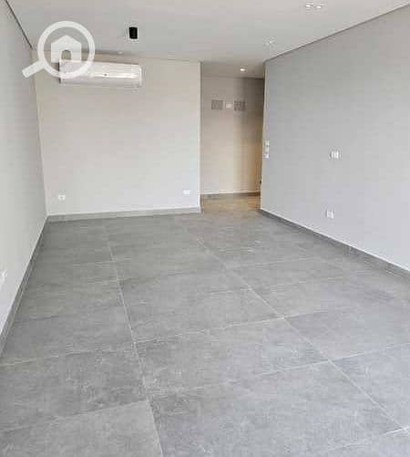 7 6HXIyJrOlFXHZ5Fc9xBuS20A4HMs0cbJpsH83fal_edit_35874028791898. jpg