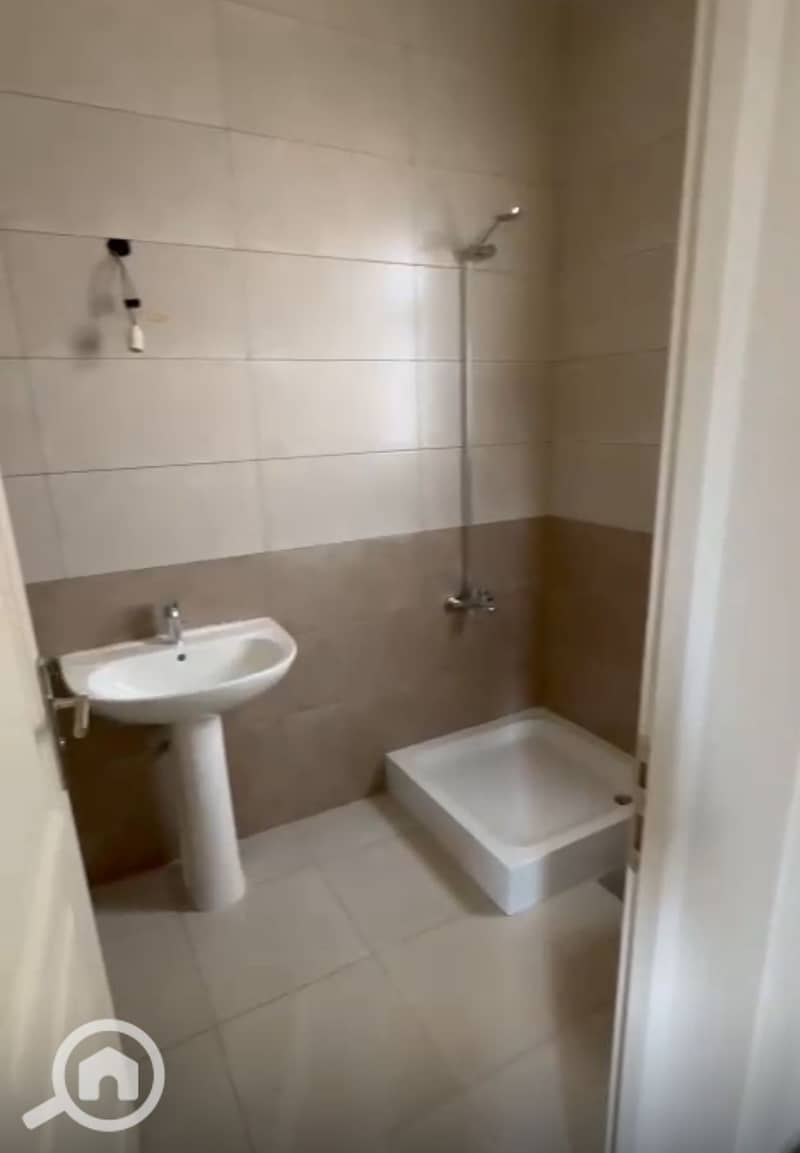 8 68d8c560-5a9e-409e-82b3-2b62b071aaf2. jpg