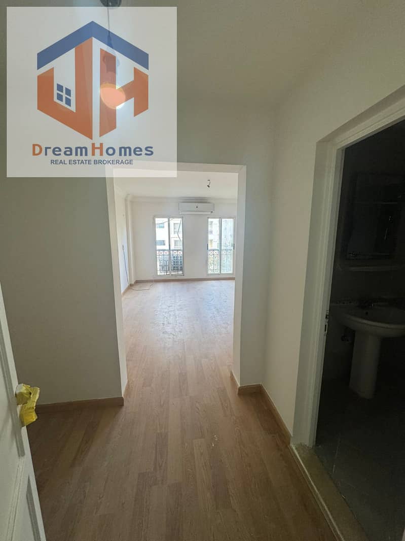 11 fe11eaec-5b2b-44d9-afc0-f33b434a894d. jpg