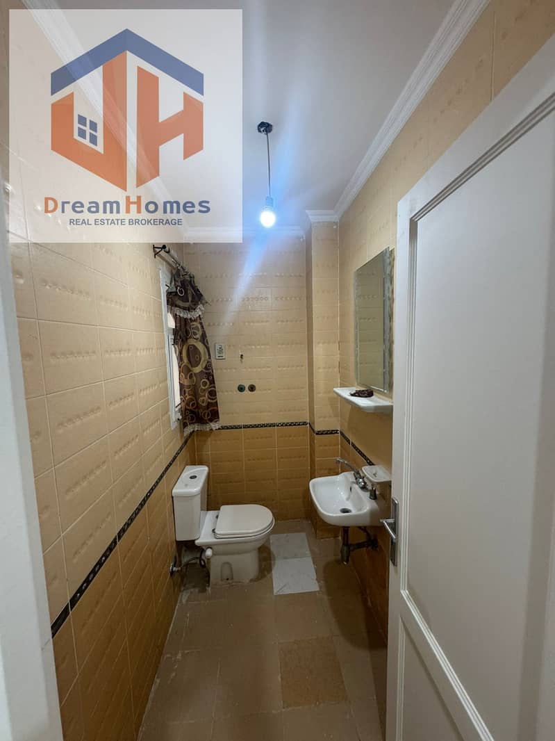 14 2bc11acf-b254-4326-a6a2-26ad981284f6. jpg