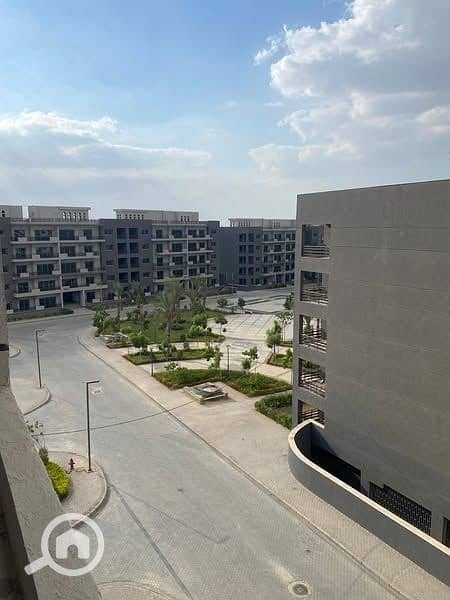 8 0041322b-71ac-4e00-8440-f16f387c80b6. jpg