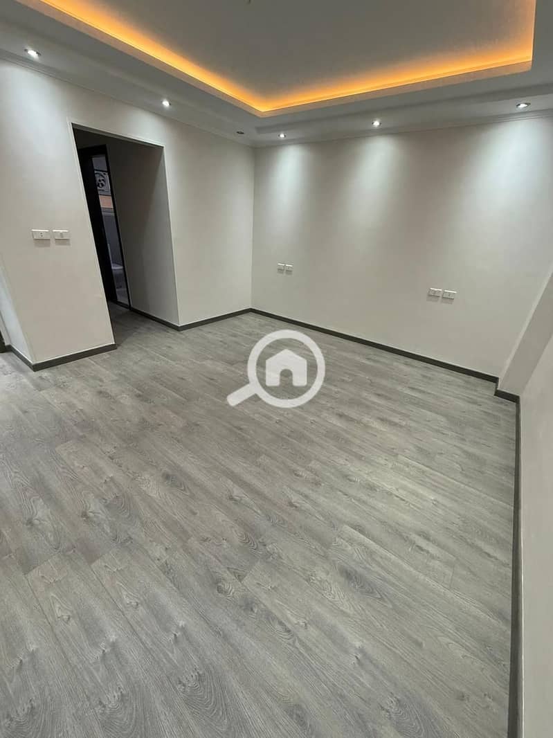 4 0544f2c5-f220-4b05-8050-9dd9d6dec0d4. jpg