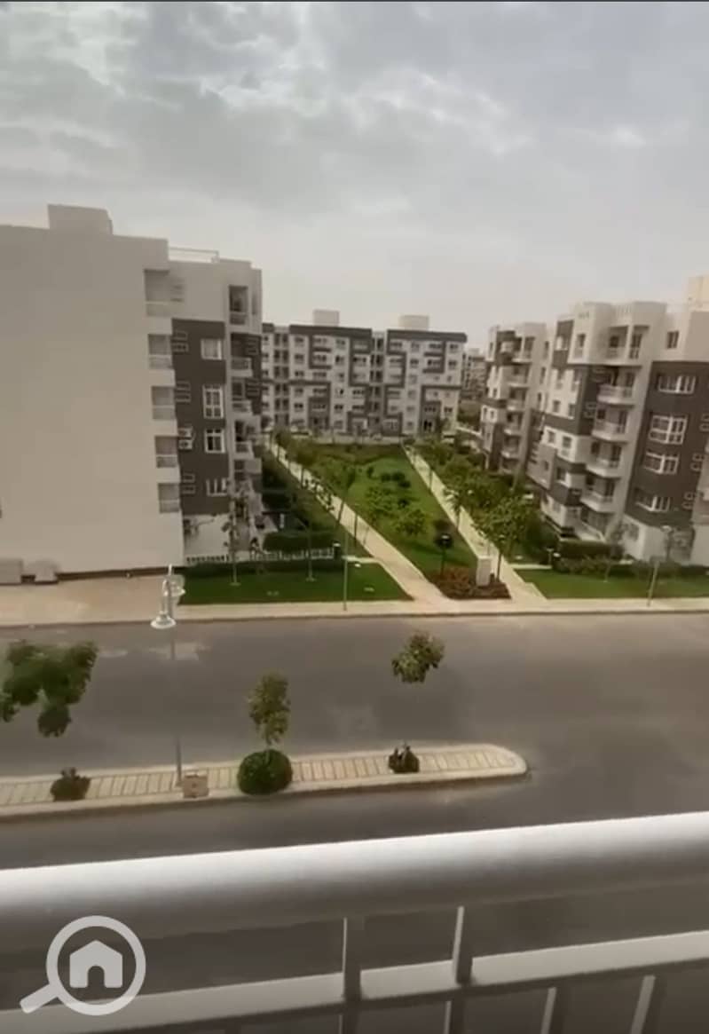 2 fef0f2ba-83f2-40a1-be4a-ffe39380301e. jpg