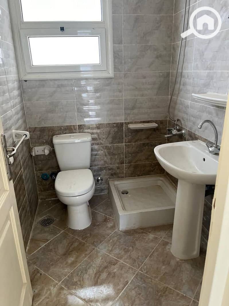 5 f2513291-8fba-4f81-8935-40ffc7a4cfed. jpg