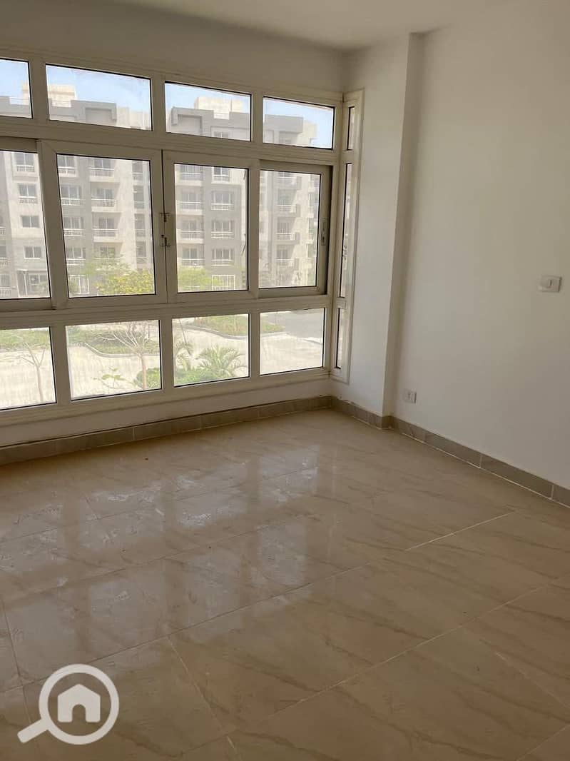 7 25d47c93-7ac8-43ba-8f16-82194f64cb48. jpg