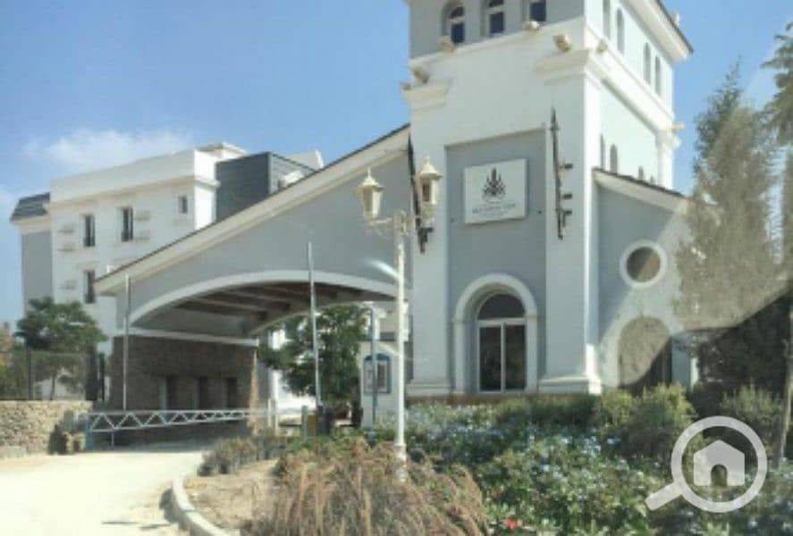 12 602247-e8fdfo. jpg