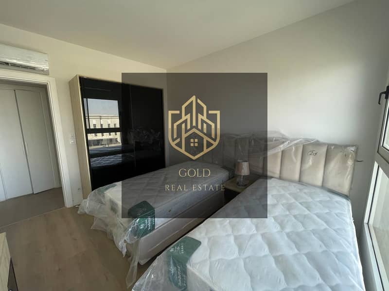 2 56c47b82-a8e1-4dbe-aa41-65a60fa7228c. jpg