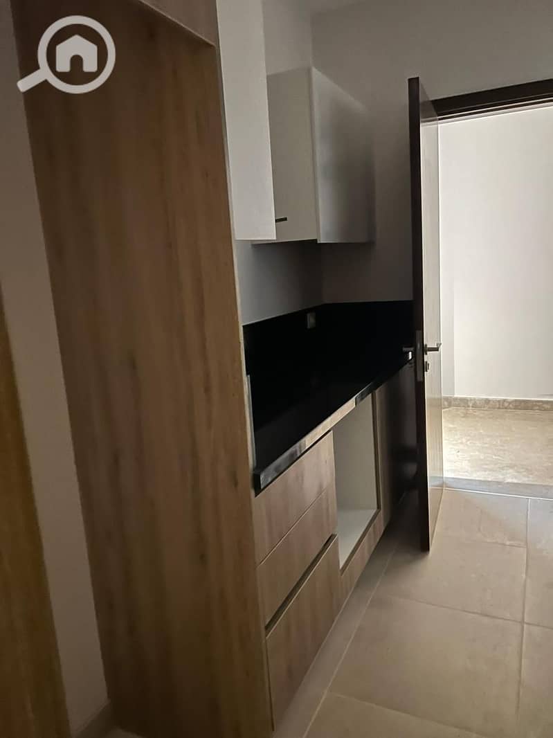 8 WhatsApp Image 2026-01-27 at 18.44. 15. jpeg