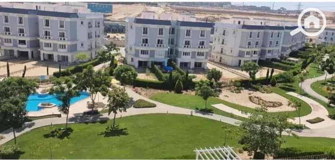 8 c542e812-6393-4aeb-85f9-76dba305bad1. jpg