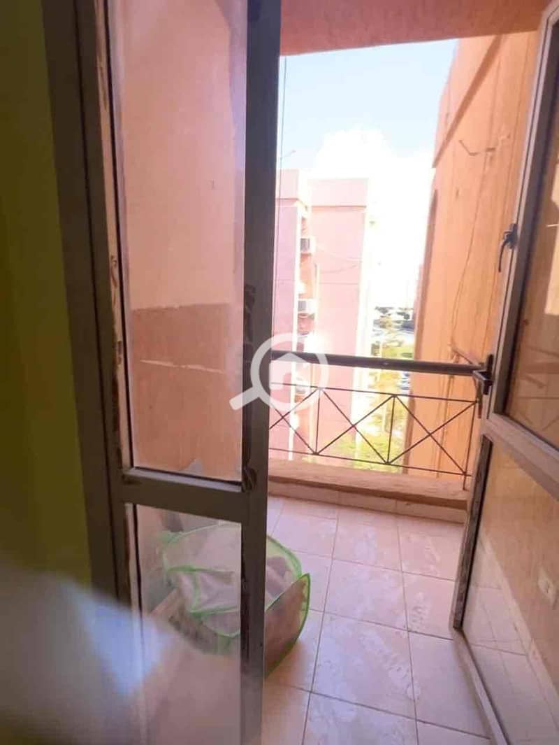 4 9fdb7cab-4b78-4d42-8807-de56eb092176. jpg