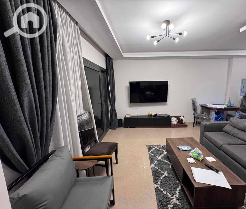 2 7d459573-e450-469d-947d-3a663b3b2d66. jpg