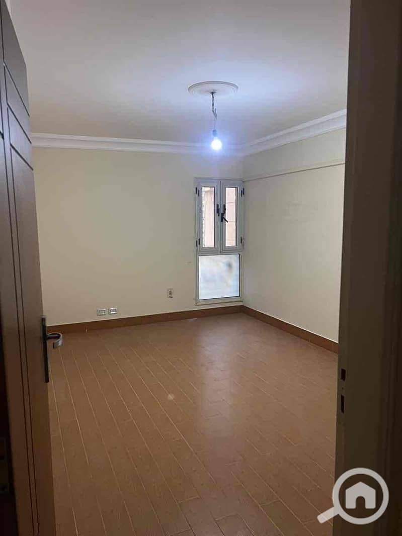 4 52e1d1fb-6550-4187-8b02-8bcba4f99efd. jpg