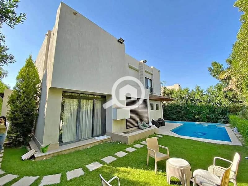 9 572160652_868372296158739_9128013119829435110_n. jpg