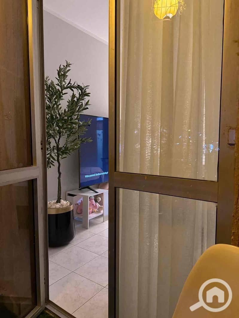 10 90bd74f5-a9ca-4f57-bcf6-60d8906c2be2. jpg